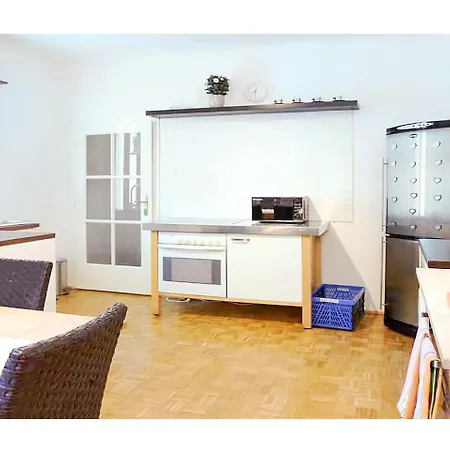 White Apartman *