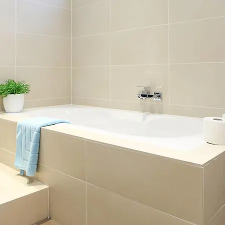 Apartment White *